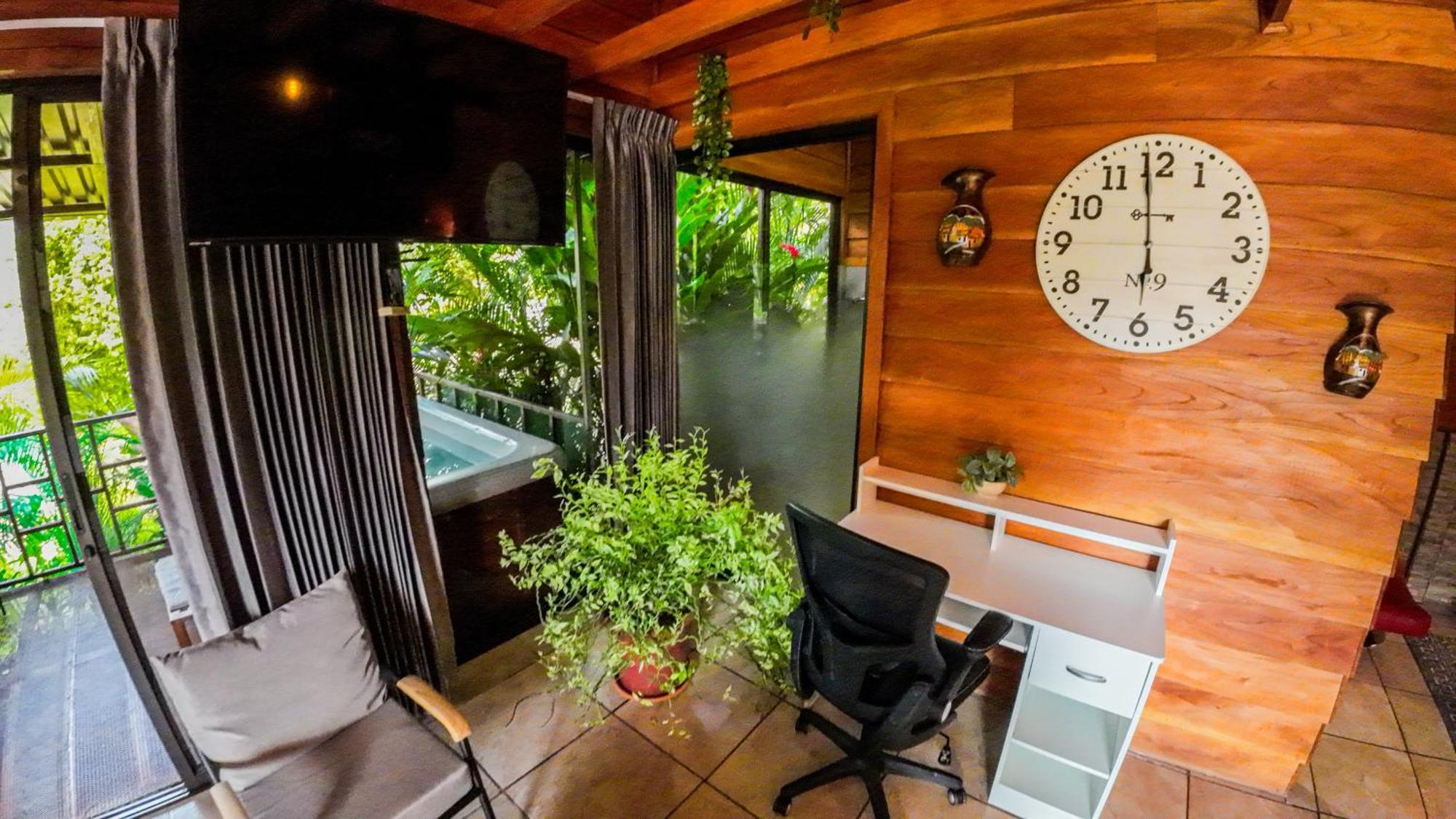 Bungalows Las Iguanas Arenal Volcano La Fortuna ภายนอก รูปภาพ